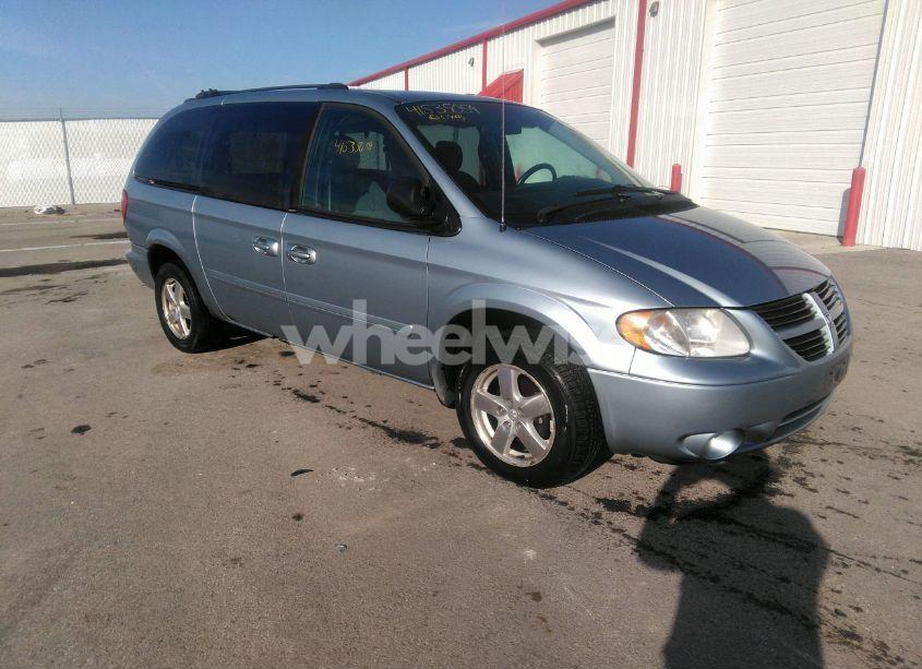 2005 Dodge Grand CARAVAN SXT (VIN 2D4GP44L45R336806) main photo