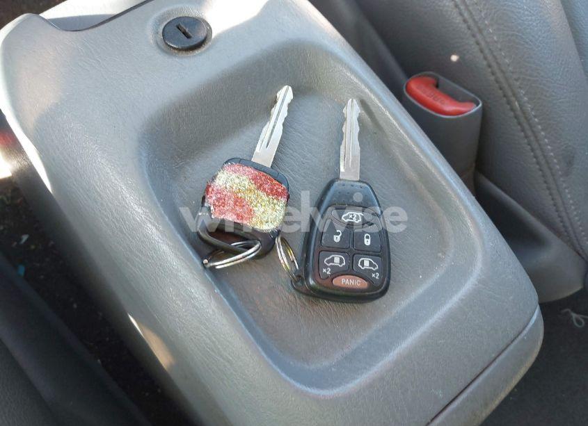 Photo 11 of 2005 Dodge Grand CARAVAN SXT (VIN 2D4GP44L45R477780)