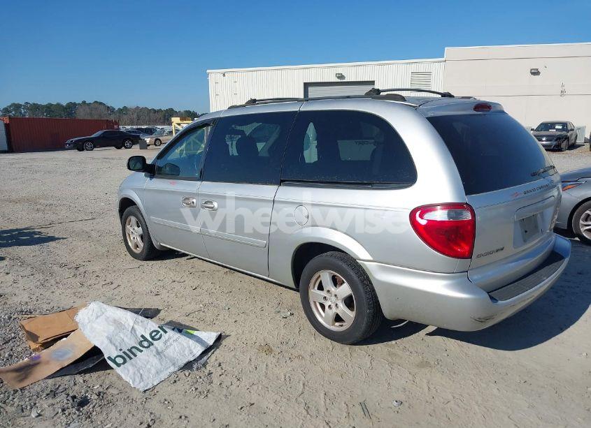 Photo 3 of 2005 Dodge Grand CARAVAN SXT (VIN 2D4GP44L45R477780)
