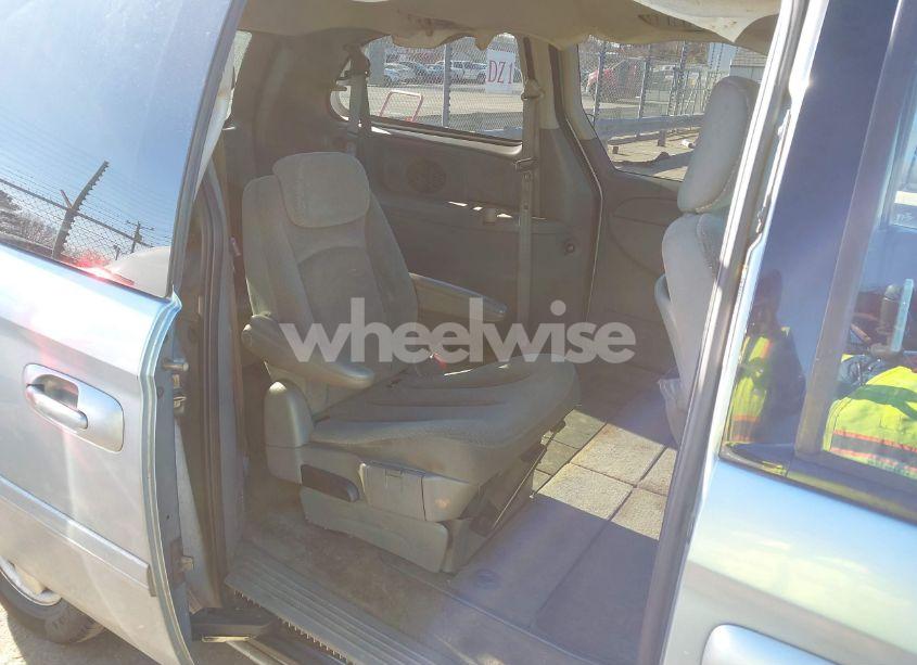 Photo 8 of 2005 Dodge Grand CARAVAN SXT (VIN 2D4GP44L55R304592)