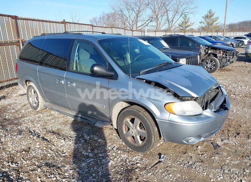 2005 Dodge Grand CARAVAN SXT (VIN 2D4GP44L55R462740) main photo