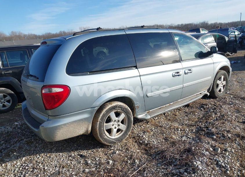Photo 4 of 2005 Dodge Grand CARAVAN SXT (VIN 2D4GP44L55R462740)