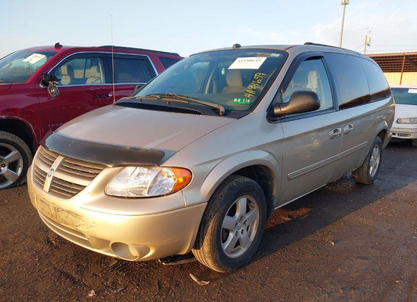 Photo 2 of 2005 Dodge Grand CARAVAN SXT (VIN 2D4GP44L55R492434)