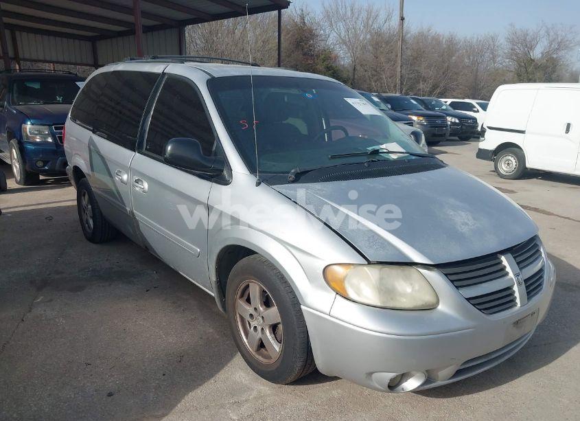 2006 Dodge Grand CARAVAN SXT (VIN 2D4GP44L56R756947) main photo