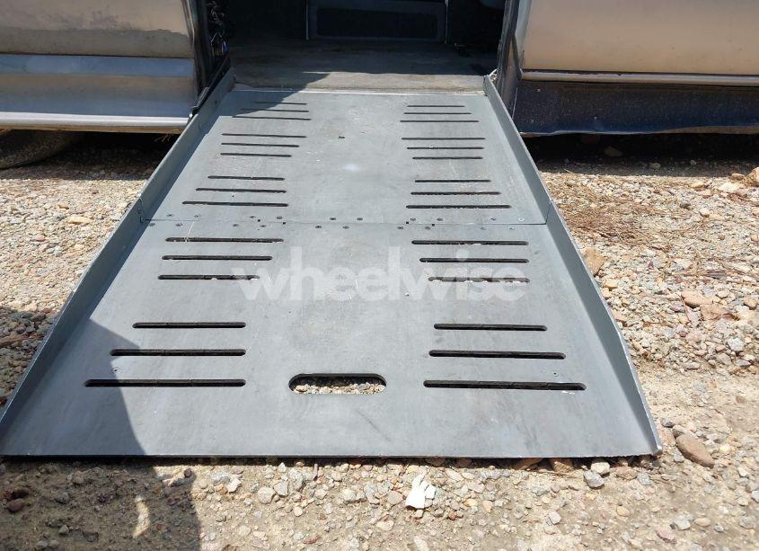 Photo 15 of 2004 Dodge Grand CARAVAN SXT (VIN 2D4GP44L64R617312)