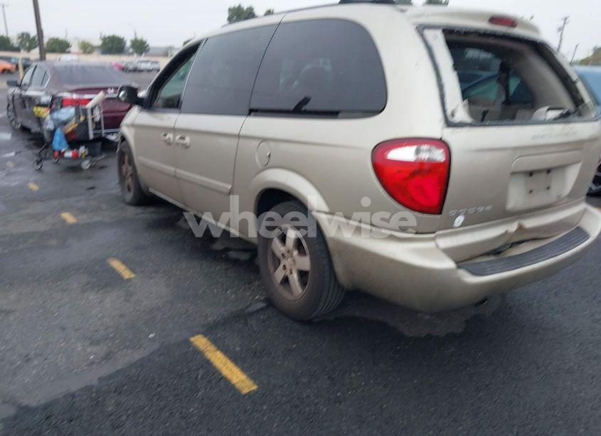 Photo 3 of 2005 Dodge Grand CARAVAN SXT (VIN 2D4GP44L65R183670)