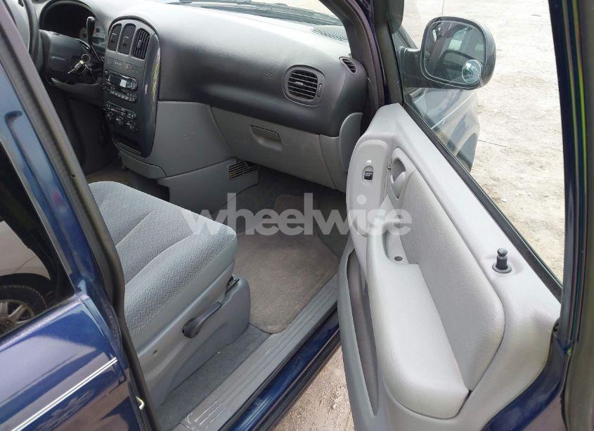 Photo 5 of 2005 Dodge Grand CARAVAN SXT (VIN 2D4GP44L75R114843)