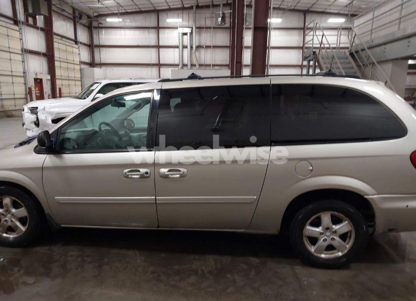 Photo 14 of 2005 Dodge Grand CARAVAN SXT (VIN 2D4GP44L75R282840)