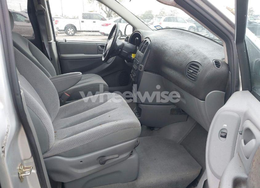 Photo 5 of 2005 Dodge Grand CARAVAN SXT (VIN 2D4GP44L85R207743)