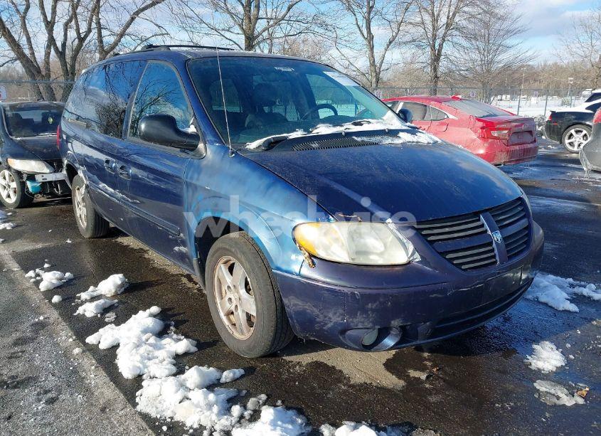 2005 Dodge Grand CARAVAN SXT (VIN 2D4GP44L85R210335) main photo