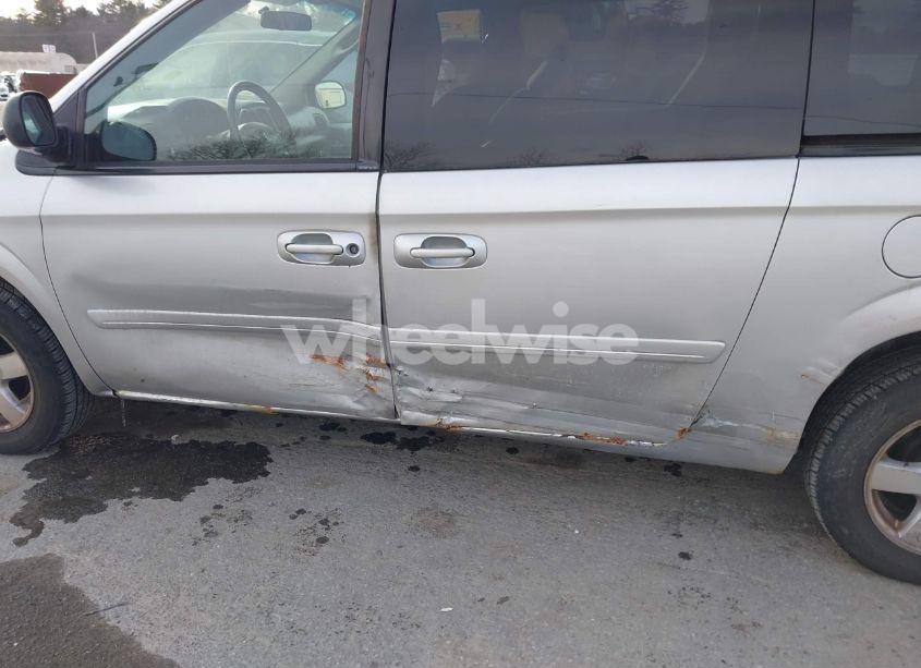 Photo 6 of 2005 Dodge Grand CARAVAN SXT (VIN 2D4GP44L85R354824)