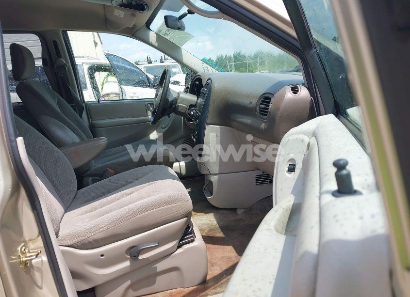 Photo 5 of 2005 Dodge Grand CARAVAN SXT (VIN 2D4GP44L85R401205)