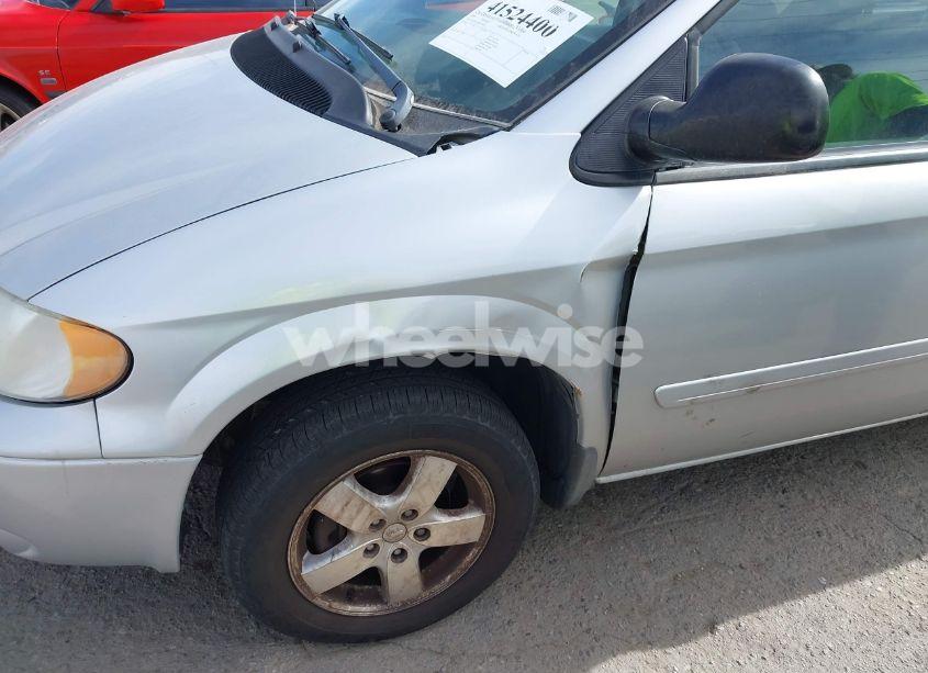 Photo 6 of 2005 Dodge Grand CARAVAN SXT (VIN 2D4GP44L85R476695)