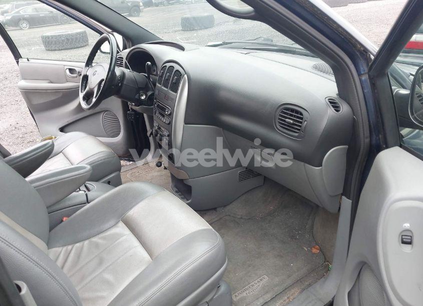 Photo 5 of 2004 Dodge Grand CARAVAN SXT (VIN 2D4GP44L94R601198)