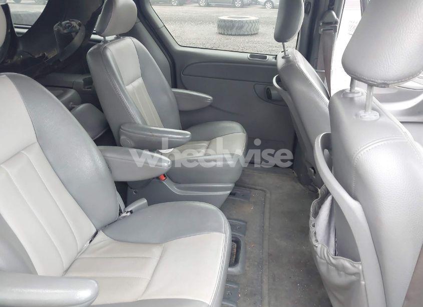 Photo 8 of 2004 Dodge Grand CARAVAN SXT (VIN 2D4GP44L94R601198)