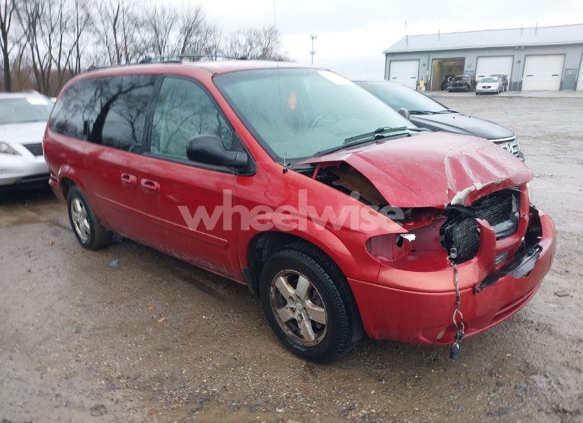 2005 Dodge Grand CARAVAN SXT (VIN 2D4GP44L95R443205) main photo