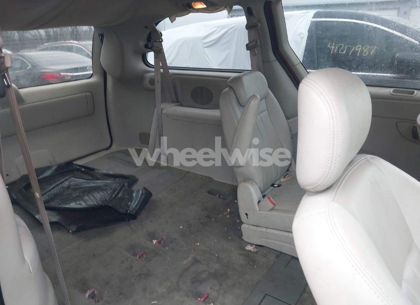 Photo 8 of 2005 Dodge Grand CARAVAN SXT (VIN 2D4GP44L95R443205)