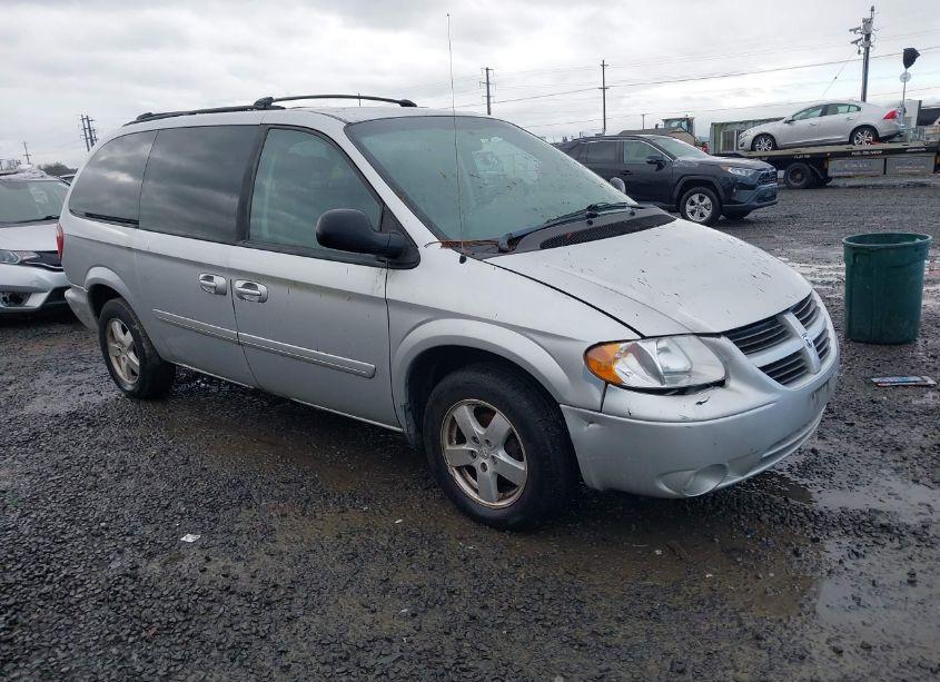 2007 Dodge Grand CARAVAN SXT (VIN 2D4GP44L97R155493) main photo