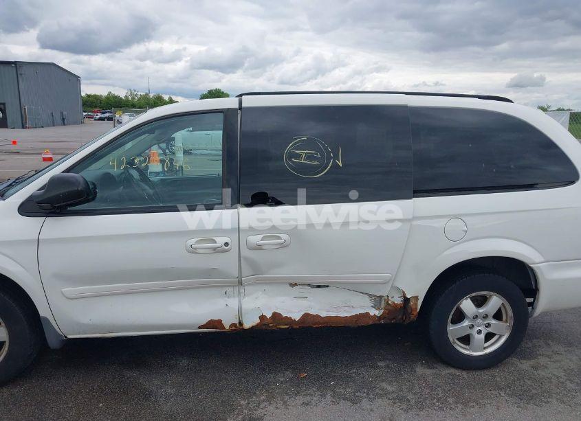 Photo 6 of 2007 Dodge Grand CARAVAN SXT (VIN 2D4GP44L97R270045)