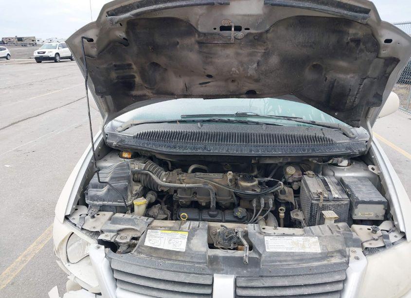 Photo 10 of 2005 Dodge Grand CARAVAN SXT (VIN 2D4GP44LX5R185700)