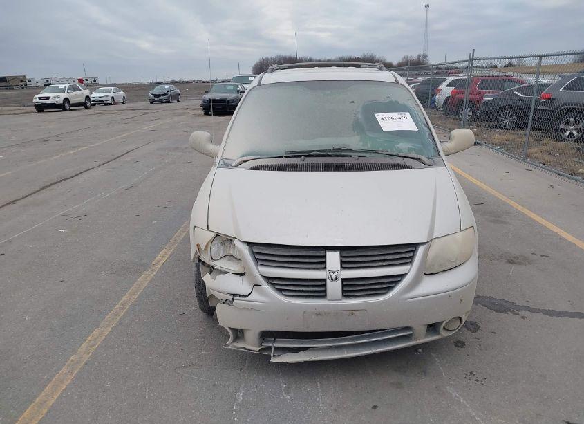 Photo 6 of 2005 Dodge Grand CARAVAN SXT (VIN 2D4GP44LX5R185700)