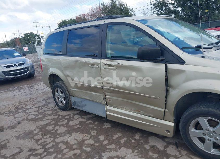 Photo 6 of 2010 Dodge Grand CARAVAN HERO (VIN 2D4RN3D11AR390467)