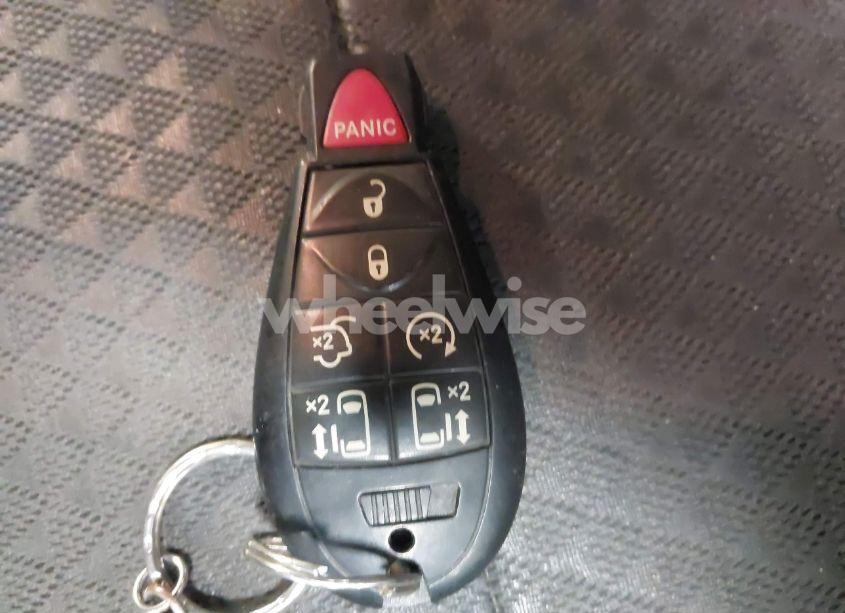 Photo 11 of 2010 Dodge Grand CARAVAN HERO (VIN 2D4RN3D15AR355043)