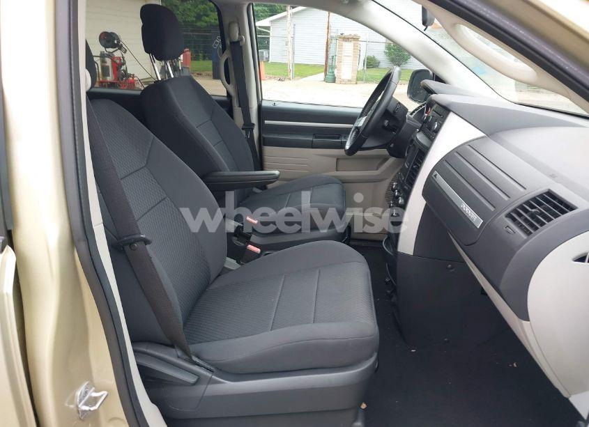 Photo 5 of 2010 Dodge Grand CARAVAN HERO (VIN 2D4RN3D17AR390232)