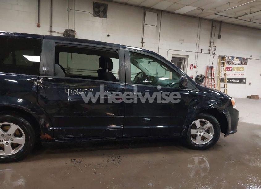 Photo 6 of 2011 Dodge Grand CARAVAN MAINSTREET (VIN 2D4RN3DG2BR627795)