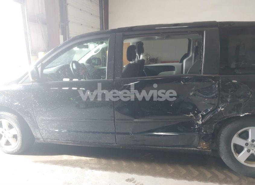 Photo 14 of 2011 Dodge Grand CARAVAN MAINSTREET (VIN 2D4RN3DG6BR628044)