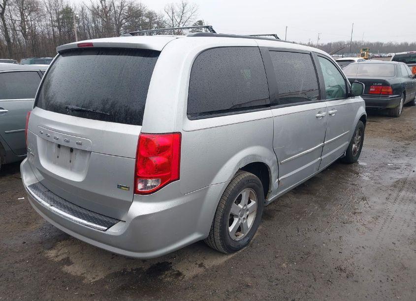 Photo 4 of 2011 Dodge Grand CARAVAN MAINSTREET (VIN 2D4RN3DG6BR739015)