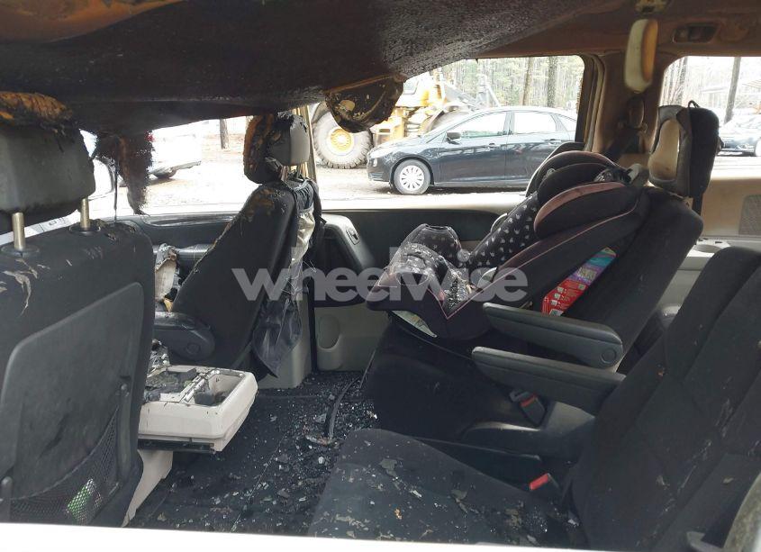 Photo 13 of 2011 Dodge Grand CARAVAN MAINSTREET (VIN 2D4RN3DG9BR663564)