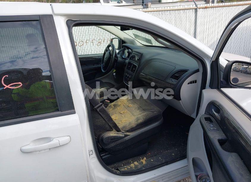 Photo 5 of 2011 Dodge Grand CARAVAN MAINSTREET (VIN 2D4RN3DGXBR673374)