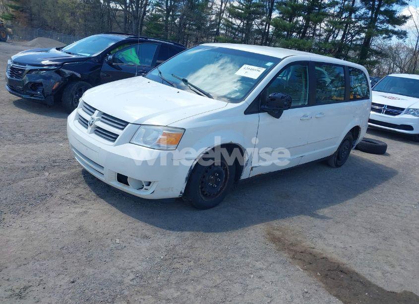 Photo 2 of 2010 Dodge Grand CARAVAN SE (VIN 2D4RN4DE0AR107498)