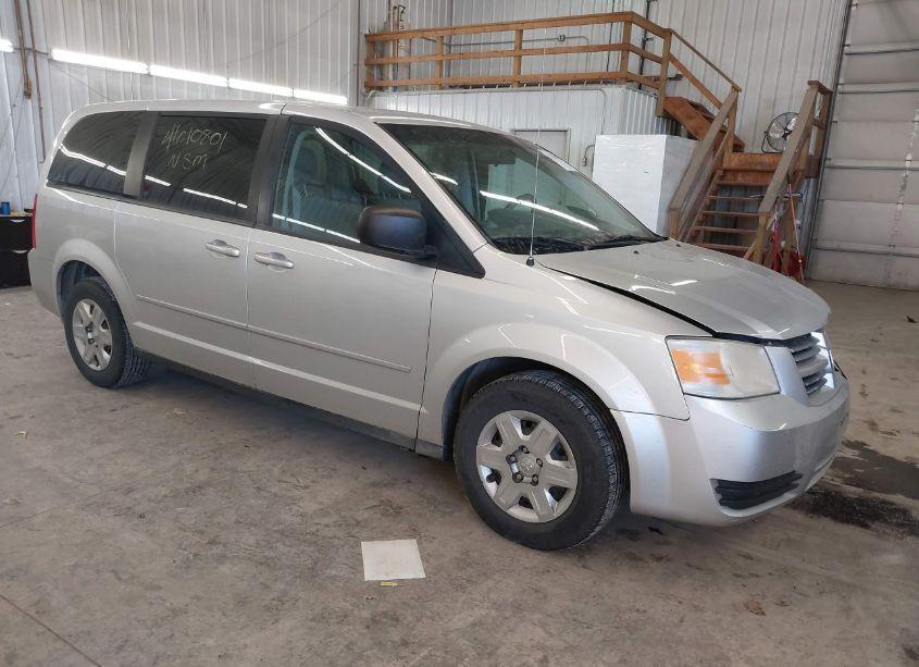 2010 Dodge Grand CARAVAN SE (VIN 2D4RN4DE0AR111390) main photo