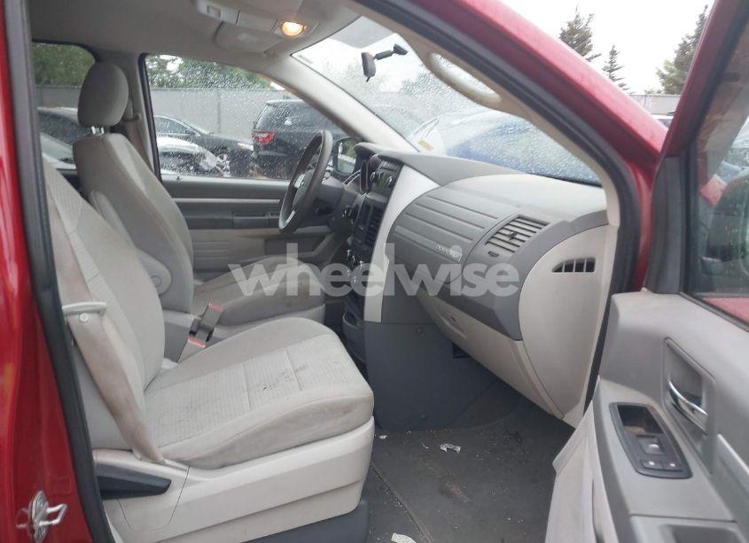 Photo 5 of 2010 Dodge Grand CARAVAN SE (VIN 2D4RN4DE0AR216589)