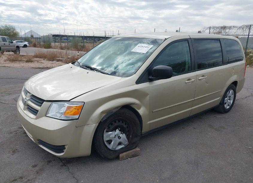 Photo 6 of 2010 Dodge Grand CARAVAN SE (VIN 2D4RN4DE0AR370543)