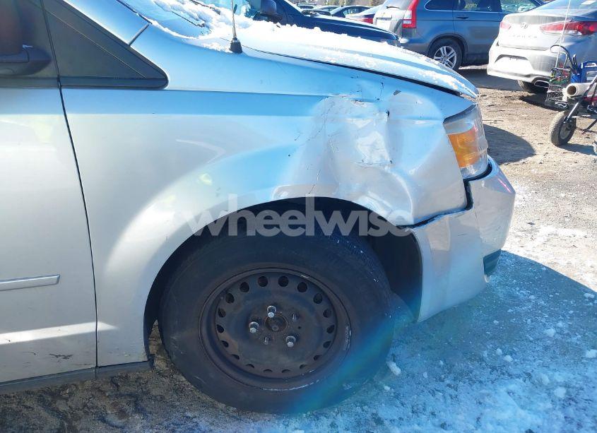 Photo 12 of 2010 Dodge Grand CARAVAN SE (VIN 2D4RN4DE1AR219551)