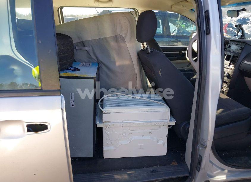 Photo 8 of 2010 Dodge Grand CARAVAN SE (VIN 2D4RN4DE1AR219551)