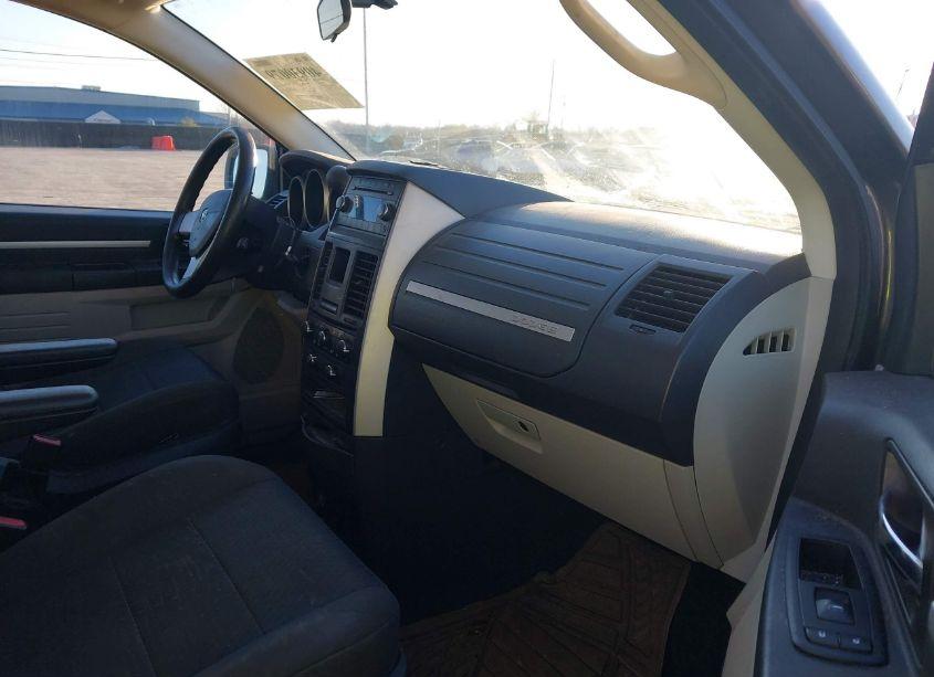 Photo 5 of 2010 Dodge Grand CARAVAN SE (VIN 2D4RN4DE2AR446540)