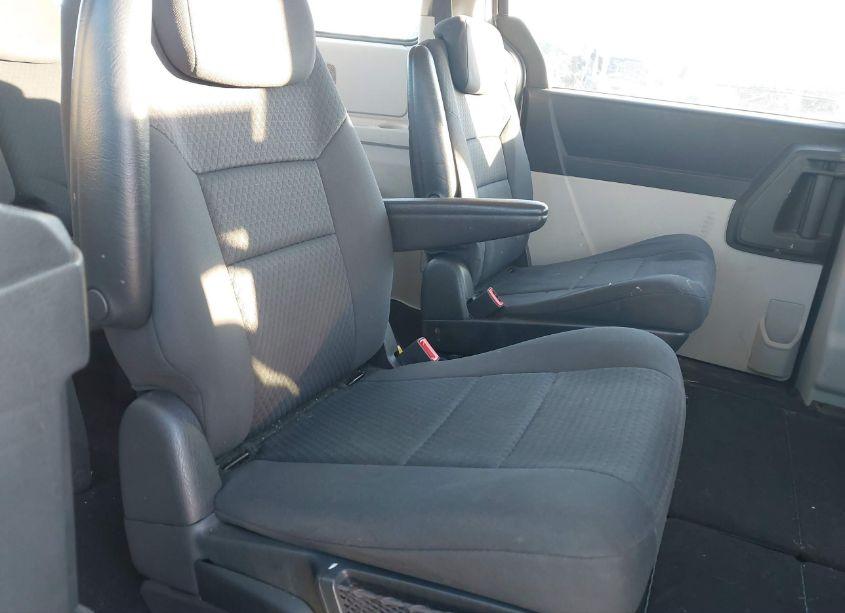 Photo 8 of 2010 Dodge Grand CARAVAN SE (VIN 2D4RN4DE2AR446540)