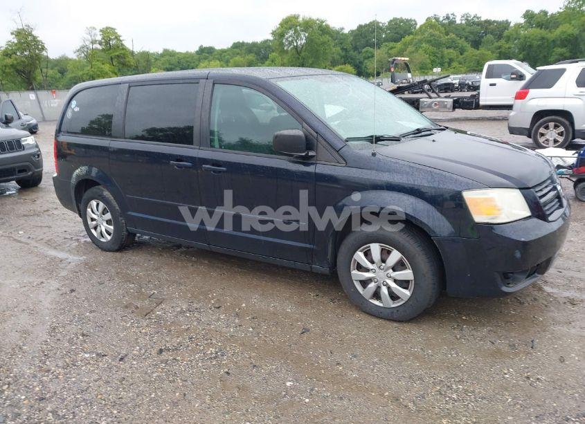 2010 Dodge Grand CARAVAN SE (VIN 2D4RN4DE3AR143668) main photo
