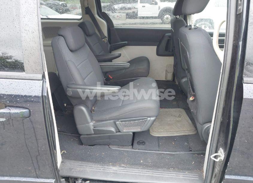 Photo 8 of 2010 Dodge Grand CARAVAN SE (VIN 2D4RN4DE3AR143668)