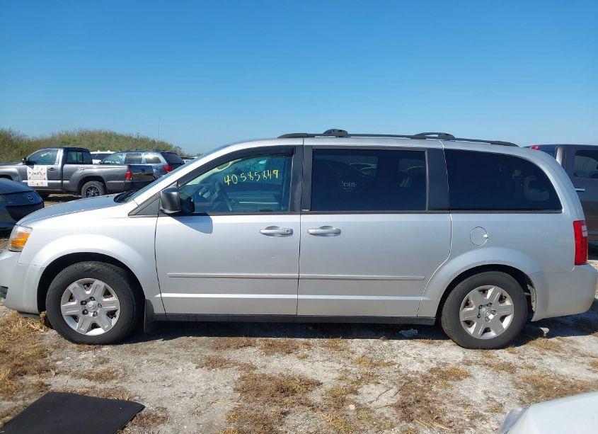 Photo 14 of 2010 Dodge Grand CARAVAN SE (VIN 2D4RN4DE3AR147011)