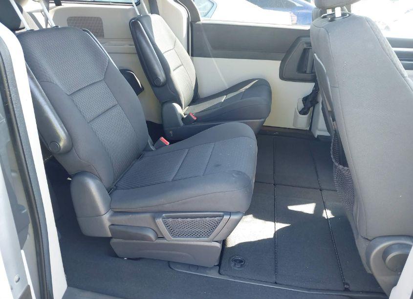 Photo 8 of 2010 Dodge Grand CARAVAN SE (VIN 2D4RN4DE3AR147011)