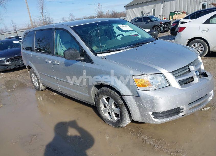 2010 Dodge Grand CARAVAN SE (VIN 2D4RN4DE3AR223522) main photo