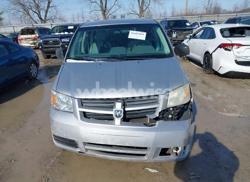 Photo 12 of 2010 Dodge Grand CARAVAN SE (VIN 2D4RN4DE3AR223522)