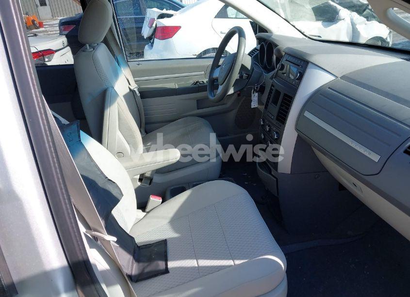 Photo 5 of 2010 Dodge Grand CARAVAN SE (VIN 2D4RN4DE3AR223522)