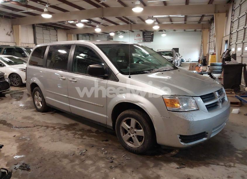 2010 Dodge Grand CARAVAN SE (VIN 2D4RN4DE3AR341120) main photo