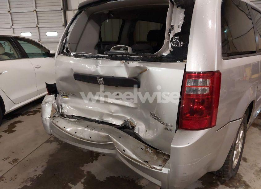 Photo 6 of 2010 Dodge Grand CARAVAN SE (VIN 2D4RN4DE3AR341120)